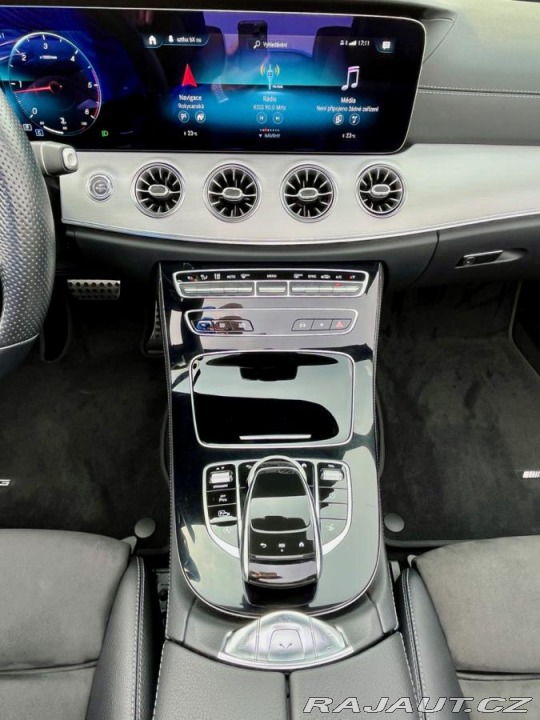 Mercedes-Benz E 220d AMG Cabrio*AIR*záruk 2021