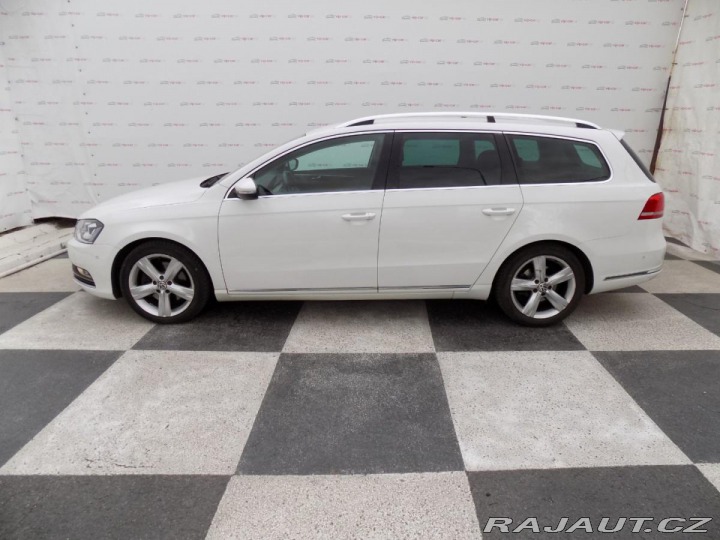 Volkswagen Passat 2,0 TDI Highline/DSG/Kůže 2011
