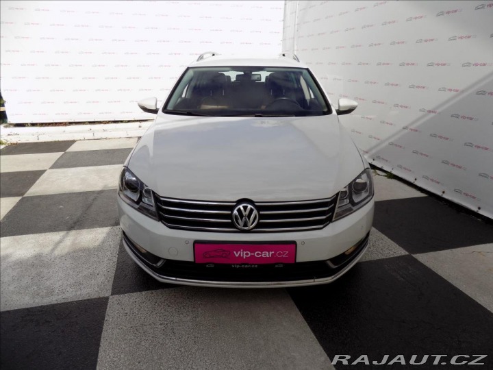 Volkswagen Passat 2,0 TDI Highline/DSG/Kůže 2011