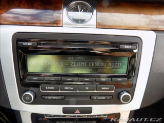 Volkswagen Passat 2,0 TDI Highline/DSG/Kůže 2011