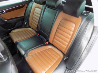 Volkswagen Passat 2,0 TDI Highline/DSG/Kůže 2011