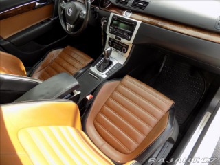 Volkswagen Passat 2,0 TDI Highline/DSG/Kůže 2011