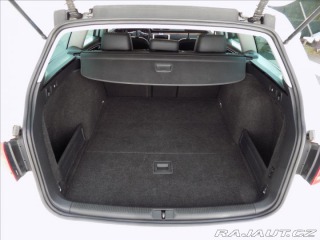 Volkswagen Passat 2,0 TDI Highline/DSG/Kůže 2011