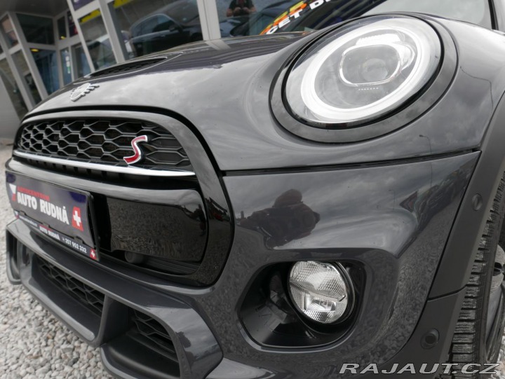 Mini Cooper S 2,0i 141kW JCW Paket 2018