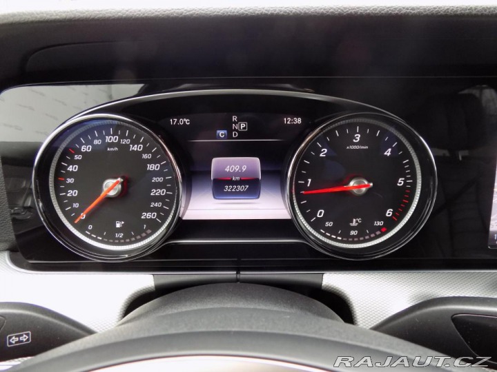 Mercedes-Benz E 220d/Full-Led/DPH/ 2017