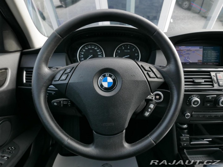 BMW 5 530Xi 200kW Automat REZER 2007