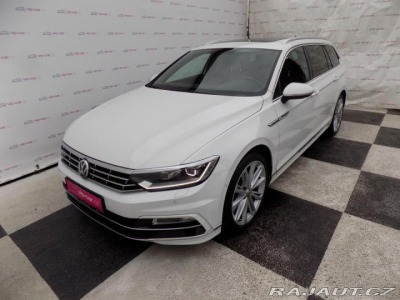 Volkswagen Passat 2.0TDI/R-Line/Pano/DSG/LE