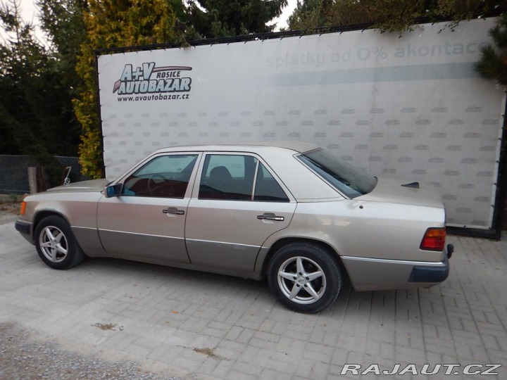 Mercedes-Benz 124 2.3 i automat 97 kw 1992