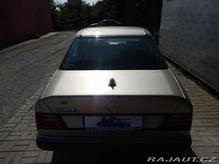 Mercedes-Benz 124 2.3 i automat 97 kw 1992