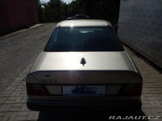 Mercedes-Benz 124 2.3 i automat 97 kw 1992