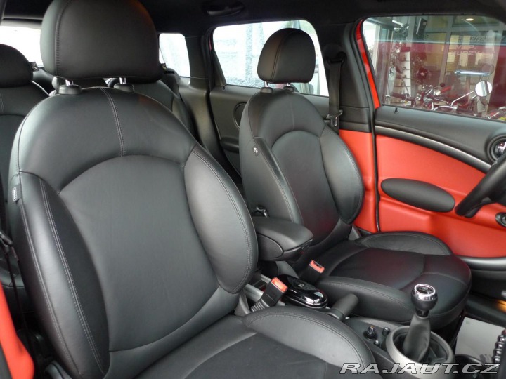 Mini Countryman 1,6-S 135kW Turbo ALL4 Na 2012