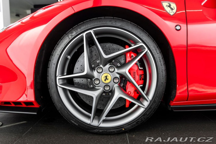 Ferrari F8 Spider/Daytona/Lift/JBL/C 1800