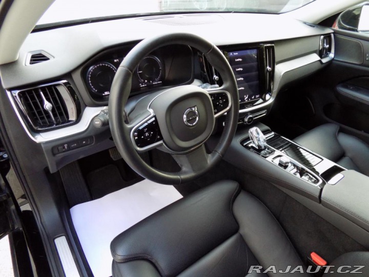Volvo V60 T8/AWD/Recharge/Inscrip/P 2020