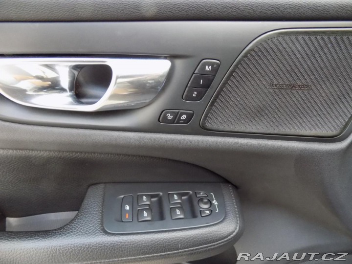 Volvo V60 T8/AWD/Recharge/Inscrip/P 2020