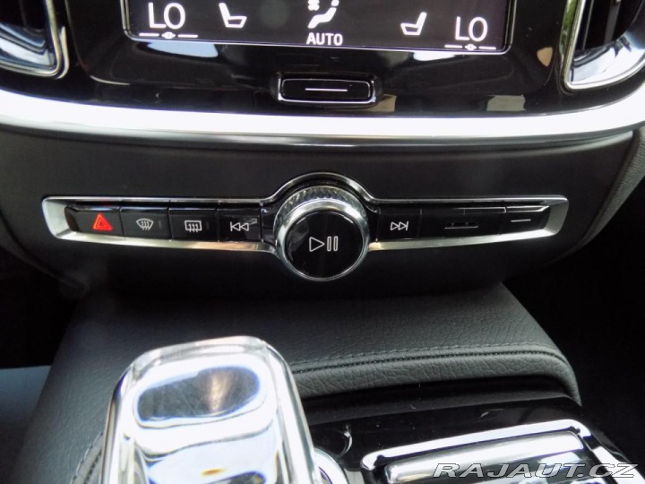 Volvo V60 T8/AWD/Recharge/Inscrip/P 2020