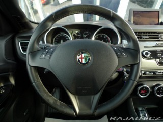 Alfa Romeo Giulietta 1,4 TB 125kW Navi Panoram 2012