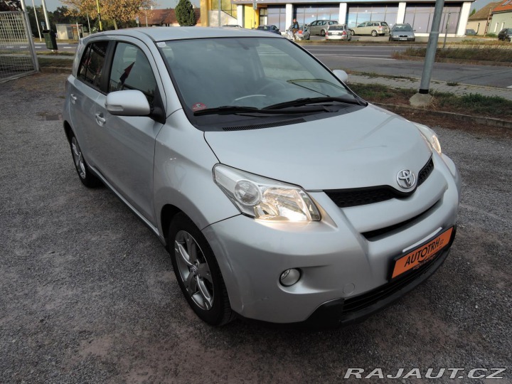 Toyota Urban Cruiser 1,3 Dual VVTi High 2010
