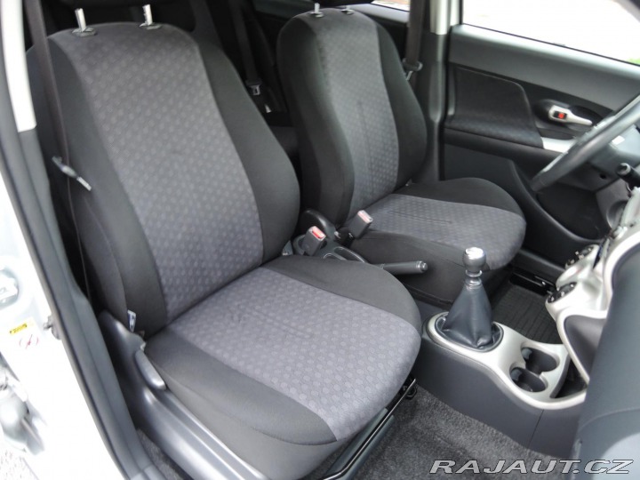 Toyota Urban Cruiser 1,3 Dual VVTi High 2010