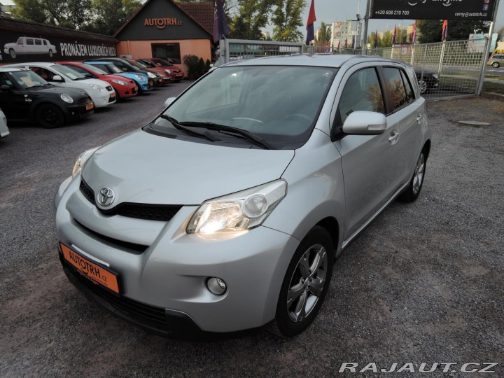 Toyota Urban Cruiser 1,3 Dual VVTi High 2010