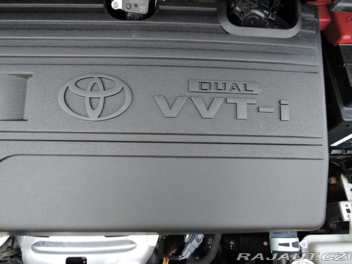 Toyota Urban Cruiser 1,3 Dual VVTi High 2010