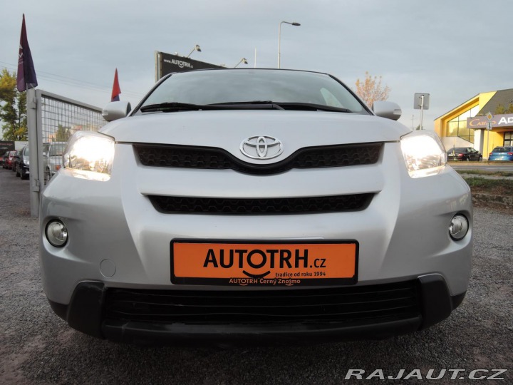 Toyota Urban Cruiser 1,3 Dual VVTi High 2010