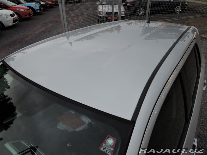 Toyota Urban Cruiser 1,3 Dual VVTi High 2010