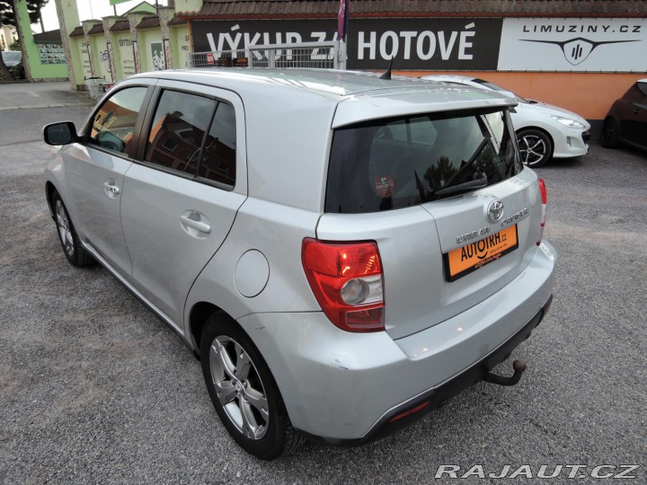 Toyota Urban Cruiser 1,3 Dual VVTi High 2010