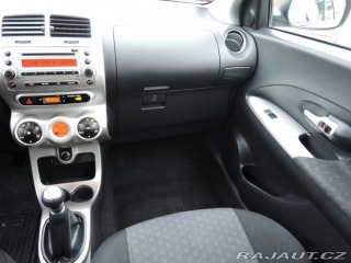 Toyota Urban Cruiser 1,3 Dual VVTi High 2010