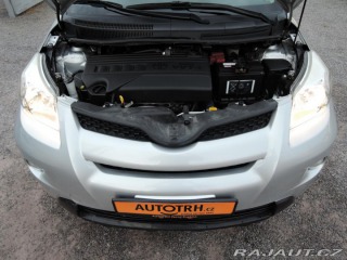 Toyota Urban Cruiser 1,3 Dual VVTi High 2010