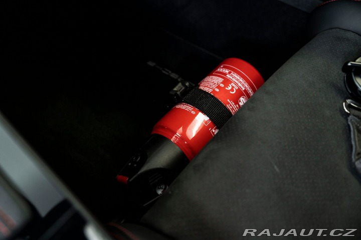 Porsche 911 GT3 RS/Weissach/Skladem 1800