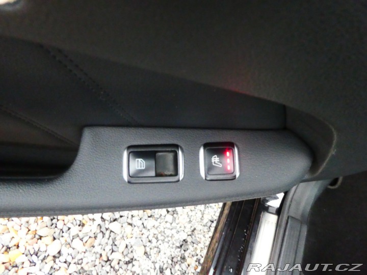Mercedes-Benz E 350CDI 170kW *A/T*4Mat*Č 2010