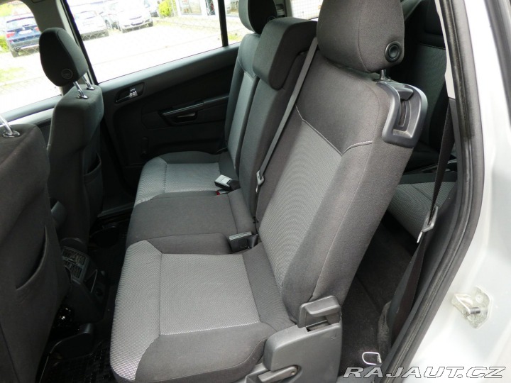 Opel Zafira 1.6i 85kW*ecoFlex*7 míst* 2012