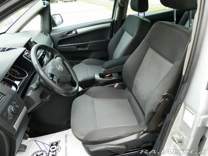 Opel Zafira 1.6i 85kW*ecoFlex*7 míst* 2012