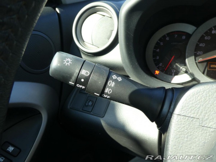 Toyota RAV4 2.0i 112kW REZERVOVANO 2006