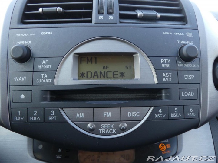 Toyota RAV4 2.0i 112kW REZERVOVANO 2006
