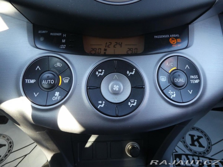 Toyota RAV4 2.0i 112kW*Klima*Alu*4x4* 2006