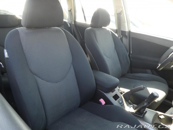 Toyota RAV4 2.0i 112kW REZERVOVANO 2006