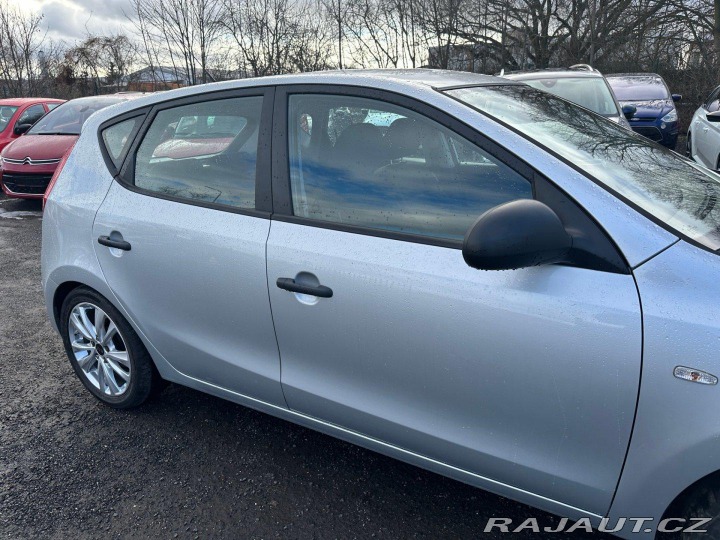 Hyundai i30 1.4 16v 80kw 2010