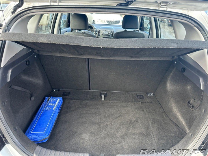 Hyundai i30 1.4 16v 80kw 2010