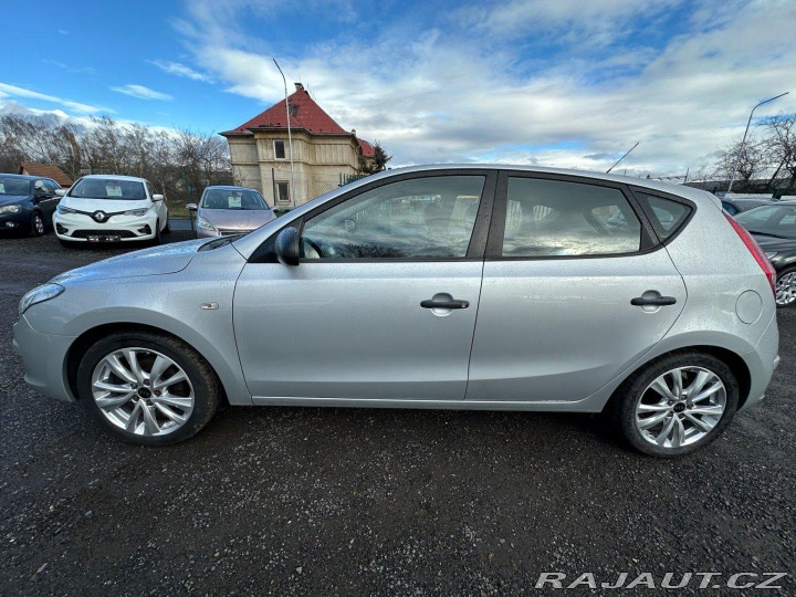 Hyundai i30 1.4 16v 80kw 2010