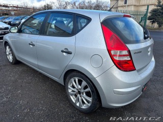 Hyundai i30 1.4 16v 80kw 2010