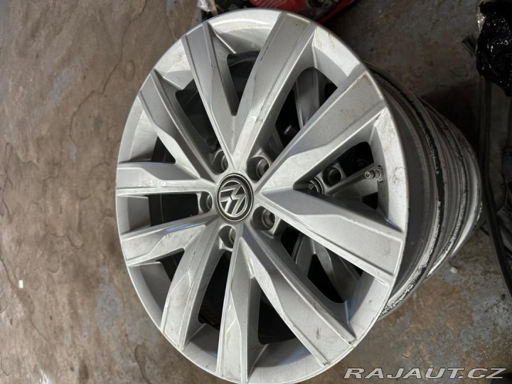 Volkswagen Sharan 2.0Tdi 110kw DSG 7-míst 2019