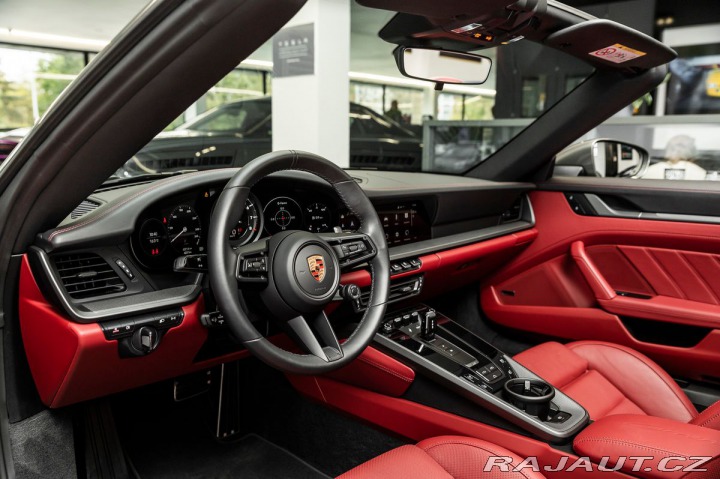 Porsche 911 (992) Carrera 4S Cabriole 2023
