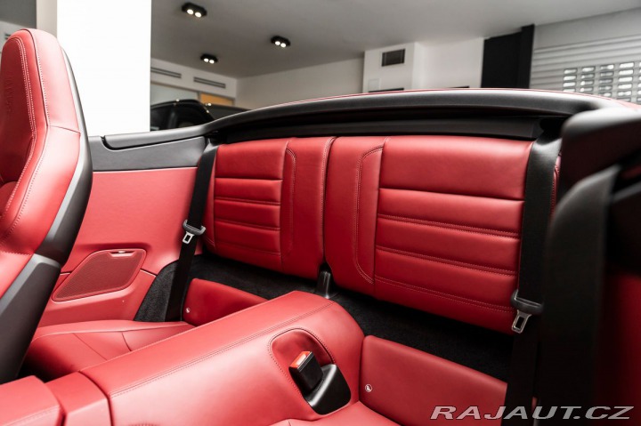Porsche 911 (992) Carrera 4S Cabriole 2023