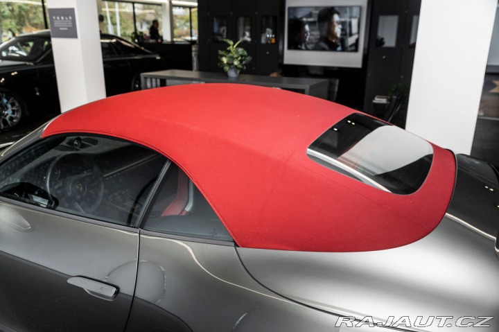 Porsche 911 (992) Carrera 4S Cabriole 2023