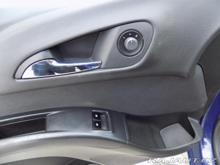 Opel Meriva 1.4i/klimatizace/2.maj.ČR 2013