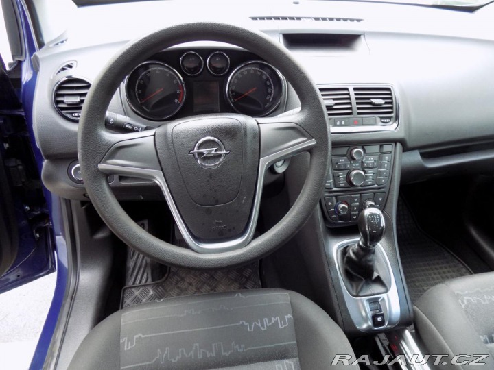 Opel Meriva 1.4i/klimatizace/2.maj.ČR 2013