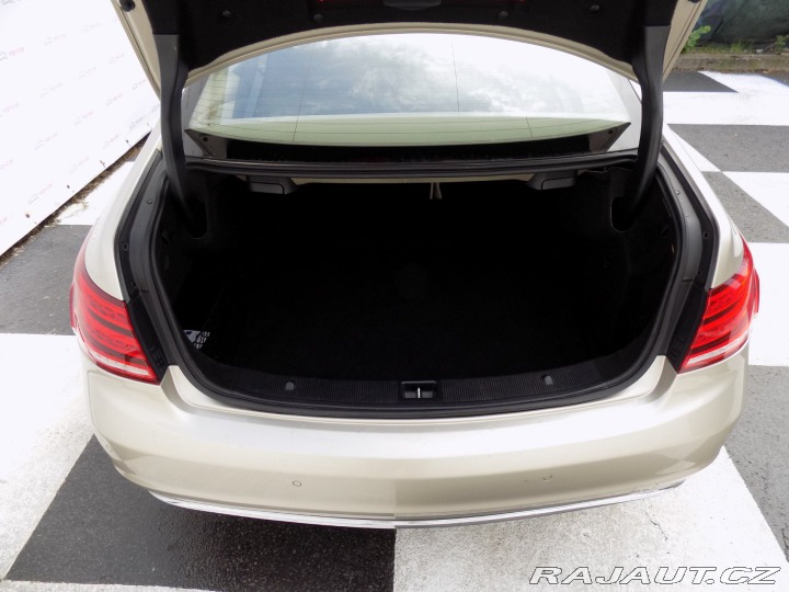 Mercedes-Benz E 220d Coupé/Full-Led/NAVI/ 2014