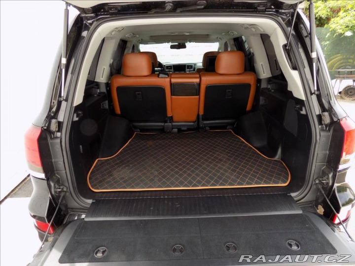 Lexus Ostatní modely LX 570 5,7 LPG/NAVI/4x4/ 2013