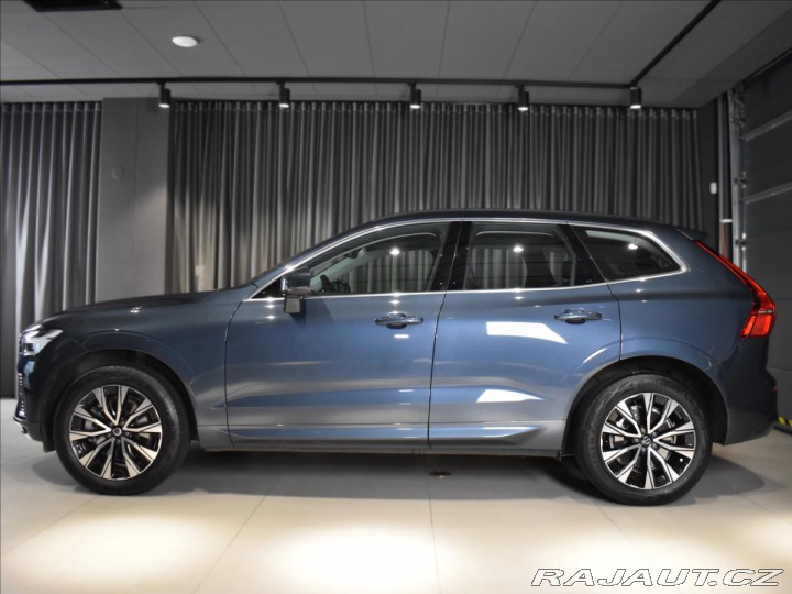 Volvo XC60 2,0 B4 FWD Bezklíč,BLIS 2022
